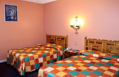 Hotel Imperial Puebla Zimmer foto